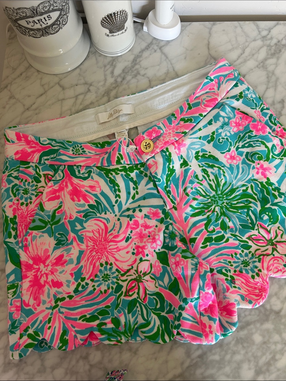 Lilly Pulitzer Pink, Green & Blue Floral Scalloped Hem Shorts